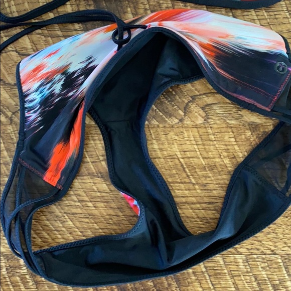 Lululemon Duck Sauce Swim Suit - Picture 2 of 4